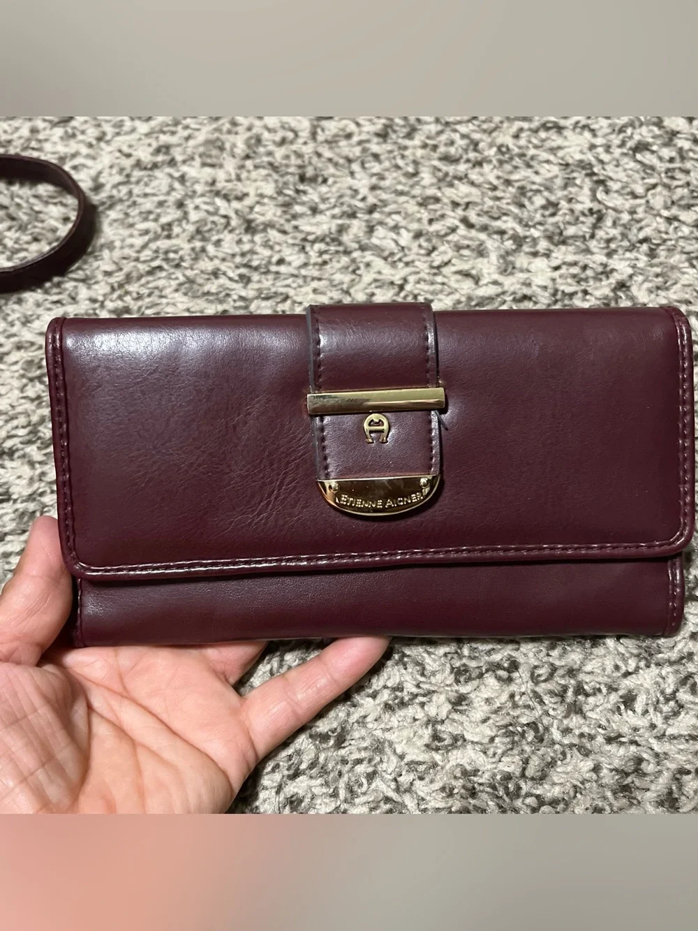 Atienne Aigner wallet excellent
